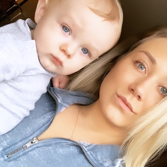 Meet your Posher, Haley - Picture 2 of 2